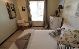 5 Bedroom House For Sale in Mile 4, Swakopmund