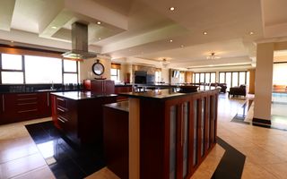 4 Bedroom House For Sale in Vogelstrand, Swakopmund