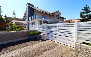 4 Bedroom House For Sale in Vineta, Swakopmund