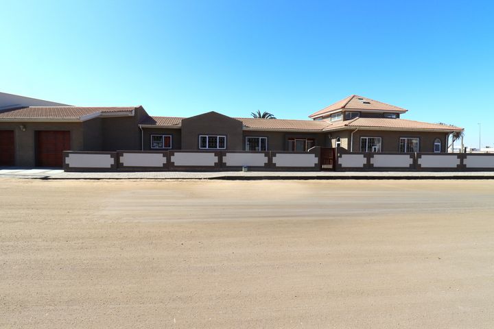 5 Bedroom House For Sale in City Centre, Swakopmund