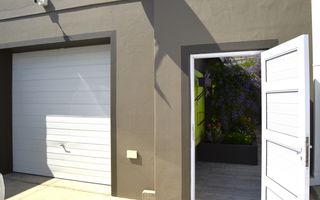 6 Bedroom Freehold For Sale in Swakopmund Central, Swakopmun...