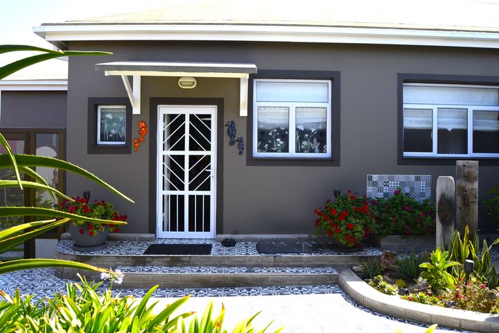 6 Bedroom Freehold For Sale in Swakopmund Central, Swakopmund