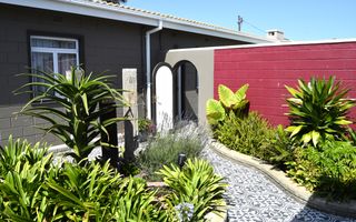 6 Bedroom Freehold For Sale in Swakopmund Central, Swakopmun...