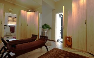 4 Bedroom Apartment/Penthouse For Sale in Vogelstrand, Swako...