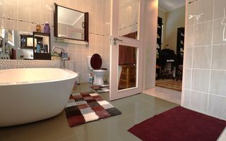 4 Bedroom Apartment/Penthouse For Sale in Vogelstrand, Swako...