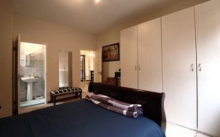 4 Bedroom Apartment/Penthouse For Sale in Vogelstrand, Swako...