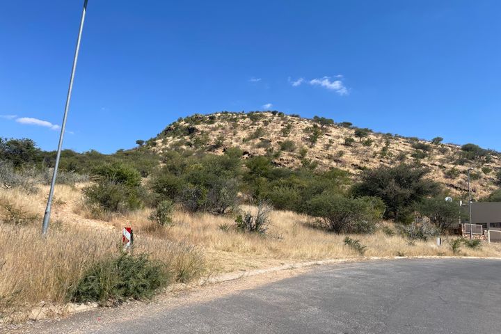 Vacant Land For Sale in Kleine Kuppe, Windhoek
