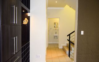 3 Bedroom Freestanding To Rent in Long Beach