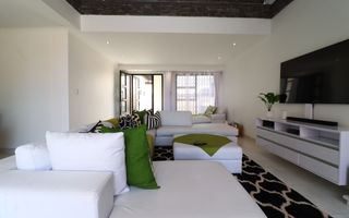 5 Bedroom House For Sale in Mile 4, Swakopmund