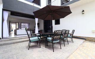 5 Bedroom House For Sale in Mile 4, Swakopmund