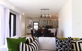 5 Bedroom House For Sale in Mile 4, Swakopmund