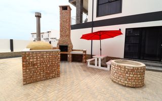 5 Bedroom House For Sale in Mile 4, Swakopmund