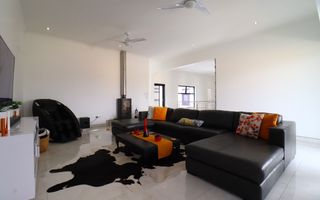 5 Bedroom House For Sale in Mile 4, Swakopmund
