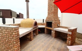 5 Bedroom House For Sale in Mile 4, Swakopmund