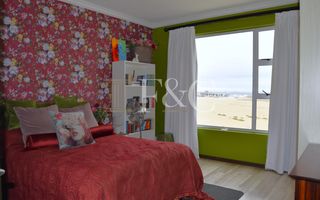 3 Bedroom Apartment To Rent in Langstrand