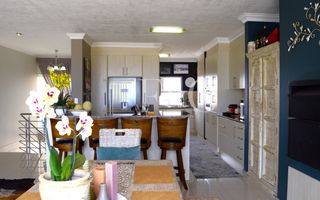 3 Bedroom Apartment To Rent in Langstrand