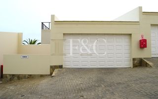 3 Bedroom Apartment To Rent in Langstrand