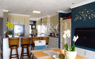 3 Bedroom Apartment To Rent in Langstrand