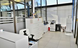 Office / Retail / Mixed Use For Sale in Windhoek Central, Wi...