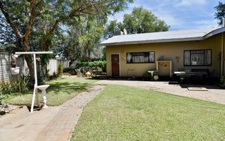 4 Bedroom House For Sale in Academia, Windhoek
