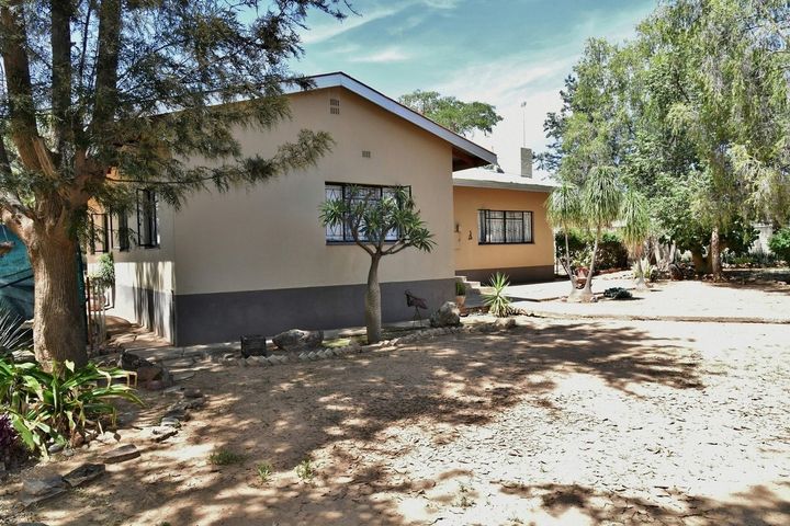 4 Bedroom House For Sale in Academia, Windhoek