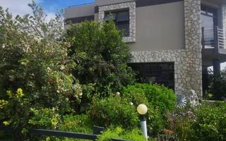 5 Bedroom Freestanding For Sale in Swakopmund Central, Swako...