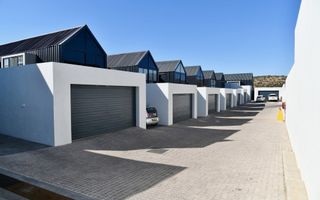 4 Bedroom House For Sale in Kleine Kuppe, Windhoek
