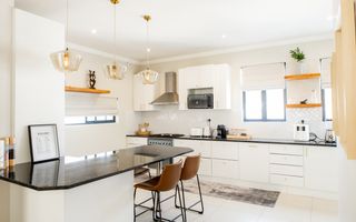 3 Bedroom Apartment To Rent in Kleine Kuppe, Windhoek