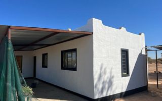 3 Bedroom Farm For Sale in Rehoboth Central, Rehoboth