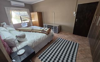 4 Bedroom Freestanding For Sale in Henties Bay