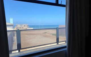 8 Bedroom House For Sale in Henties Bay