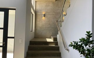 8 Bedroom House For Sale in Henties Bay