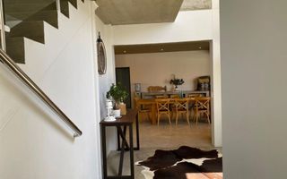 8 Bedroom House For Sale in Henties Bay