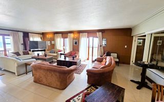 9 Bedroom House For Sale in Vogelstrand, Swakopmund