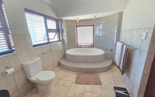 5 Bedroom House For Sale in Hage Heights, Swakopmund