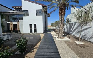 8 Bedroom House For Sale in Kramersdorf, Swakopmund