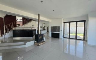 8 Bedroom House For Sale in Kramersdorf, Swakopmund