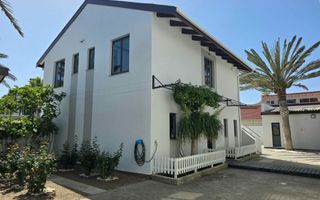 8 Bedroom House For Sale in Kramersdorf, Swakopmund