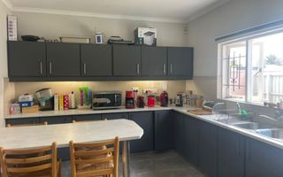 3 Bedroom House For Sale in Lagoon