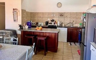 6 Bedroom Semi Detached For Sale in Grootfontein