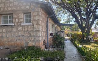 6 Bedroom Semi Detached For Sale in Grootfontein