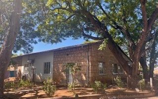 6 Bedroom Semi Detached For Sale in Grootfontein