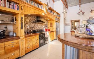 4 Bedroom Freehold For Sale in Auasblick, Windhoek
