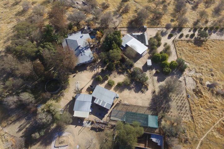 5 Bedroom Smallholding For Sale in Omaruru