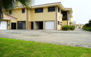 4 Bedroom House To Rent in Vogelstrand, Swakopmund