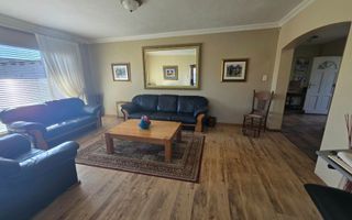 5 Bedroom House For Sale in Hage Heights, Swakopmund
