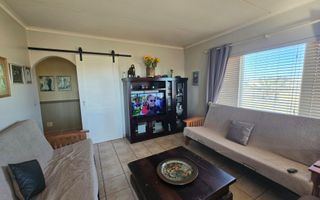 5 Bedroom House For Sale in Hage Heights, Swakopmund