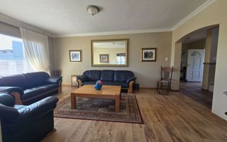 5 Bedroom House For Sale in Hage Heights, Swakopmund
