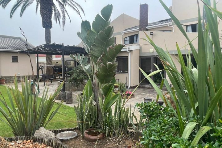 4 Bedroom House For Sale in Meersig Park, Walvis Bay