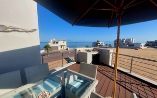 4 Bedroom House For Sale in Afrodite Beach